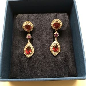 Pendant earrings